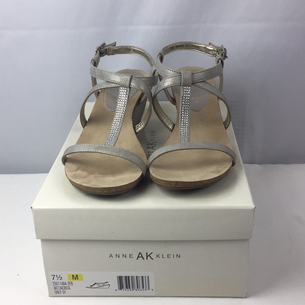 Women’s Anne Klein Jacinta sandal grey sz.7.5 M